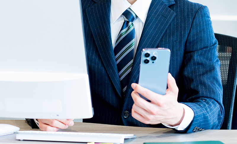 法人様向けスマートフォンとは？個人契約との違いや導入するメリットを解説